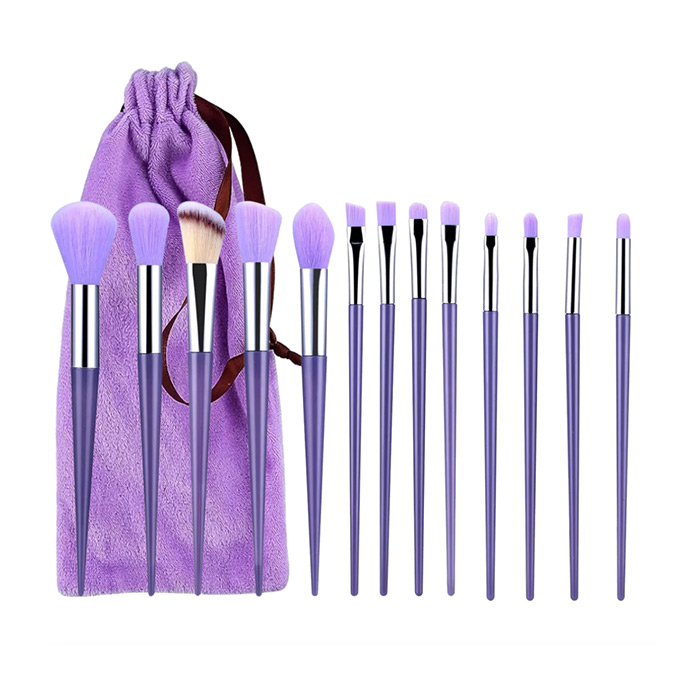 BrushSet, 13 darabos smink ecsetkészlet hordtáskával
