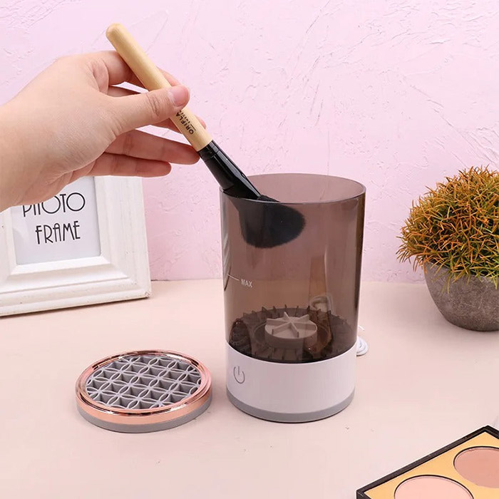 CleanMakeup, egy eszköz a smink ecsetek tisztításához és tárolásához - Image 4