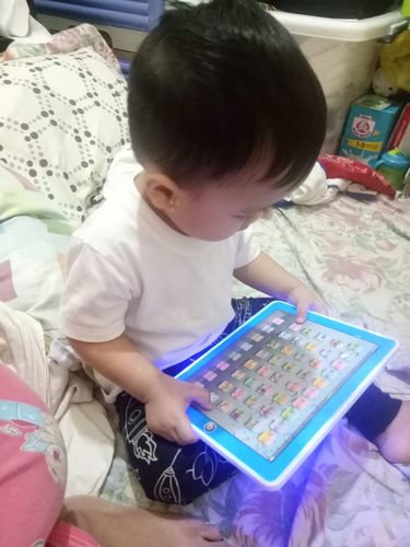 LearningTablet, egy interaktív játék a számok, betűk és szavak tanulásához angolul