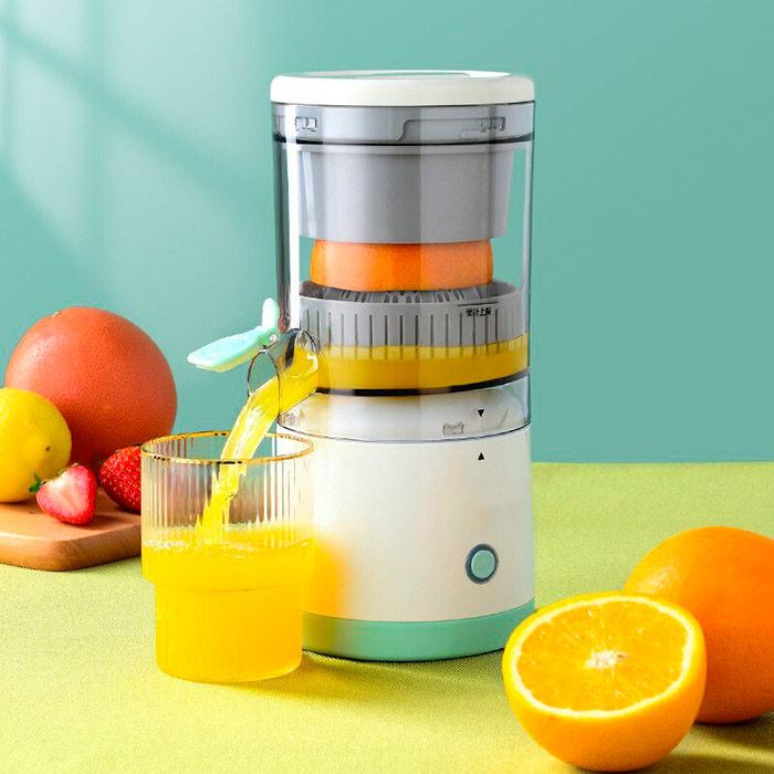 Kerülje a cukros és egészségtelen italokat - facsarjon magának egy finom, 100%-ban természetes gyümölcslevet, és gondoskodjon arról, hogy szervezete elegendő vitaminhoz és antioxidánshoz jusson!